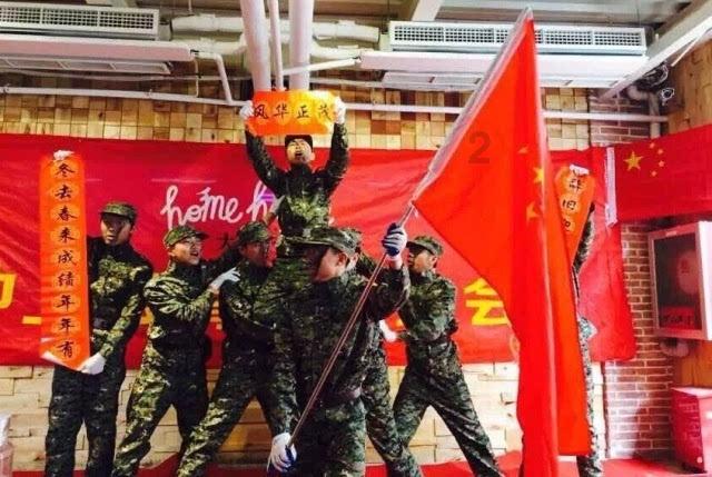 小猫钓鱼游戏龙王版有船