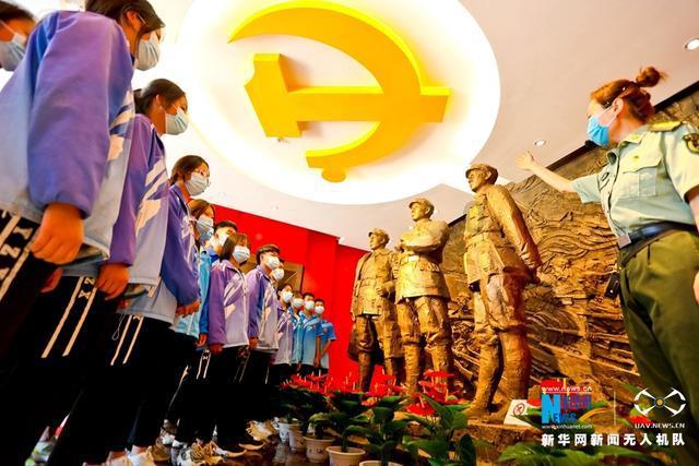 网友分析《要久久爱》不行的理由,杨紫和范丞丞应该来背锅吗?